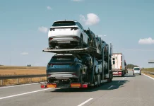 Transporte de veículos e mudanças: eficiência, economia e experiência de viagem