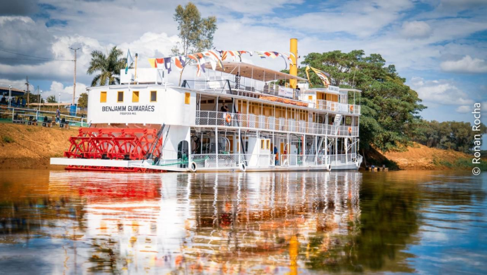 Barco vapor Benjamim Guimarães volta ao “velho Chico” Barco vapor Benjamim Guimarães volta ao “velho Chico”